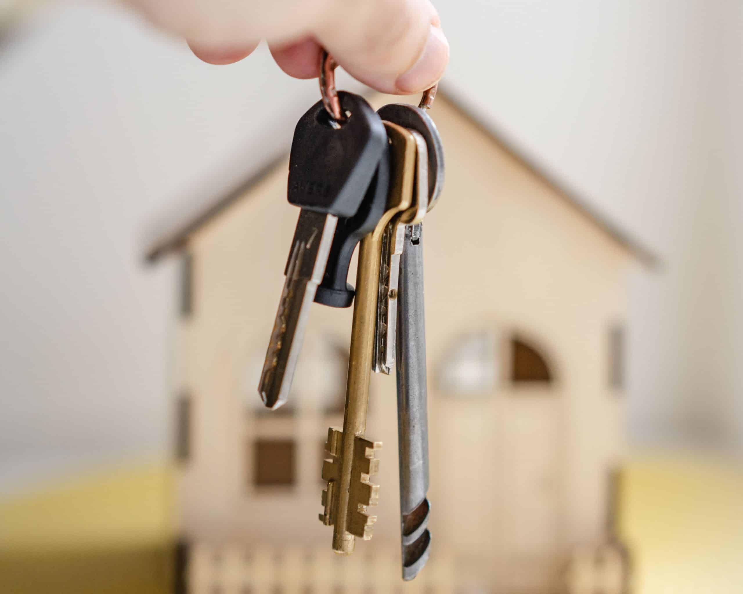 Refinancing the Marital Residence When Spousal Maintenance is in Play